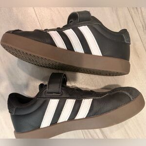 Adidas kids size 3 Black Velcro tennis shoe
